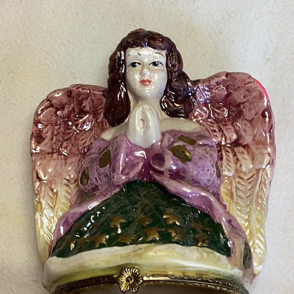 FINAL SALE PRICE Angel in Pink Dresser Box - Picture 3 of 8